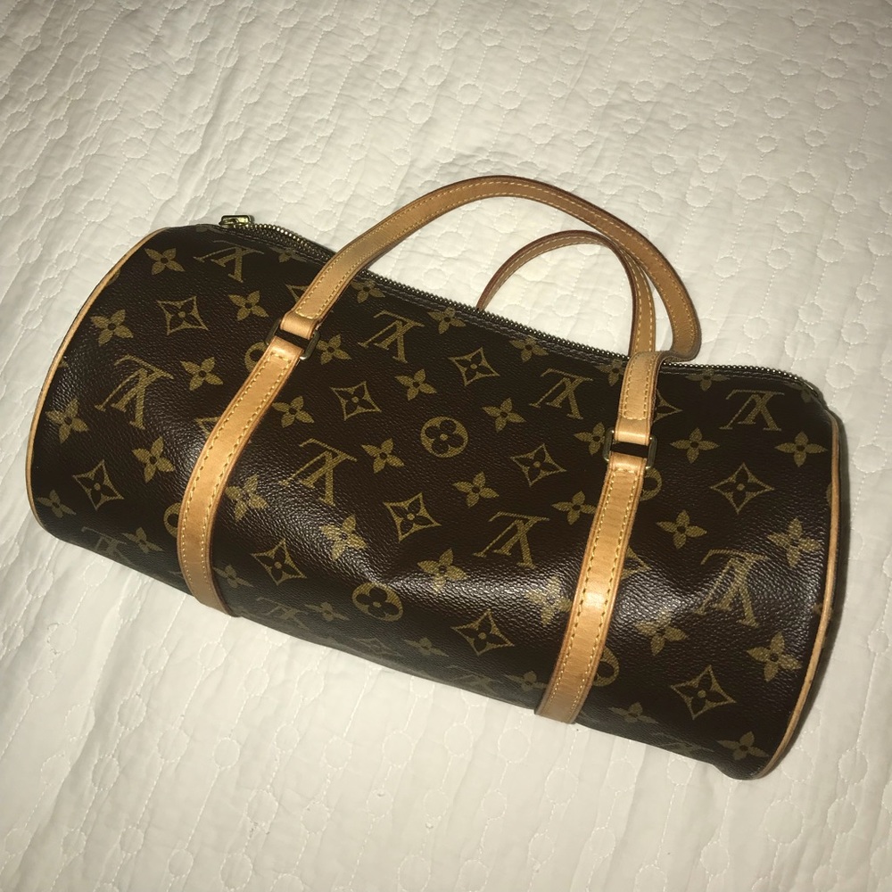 Authentic Louis Vuitton Papillion 30 w/o pouch